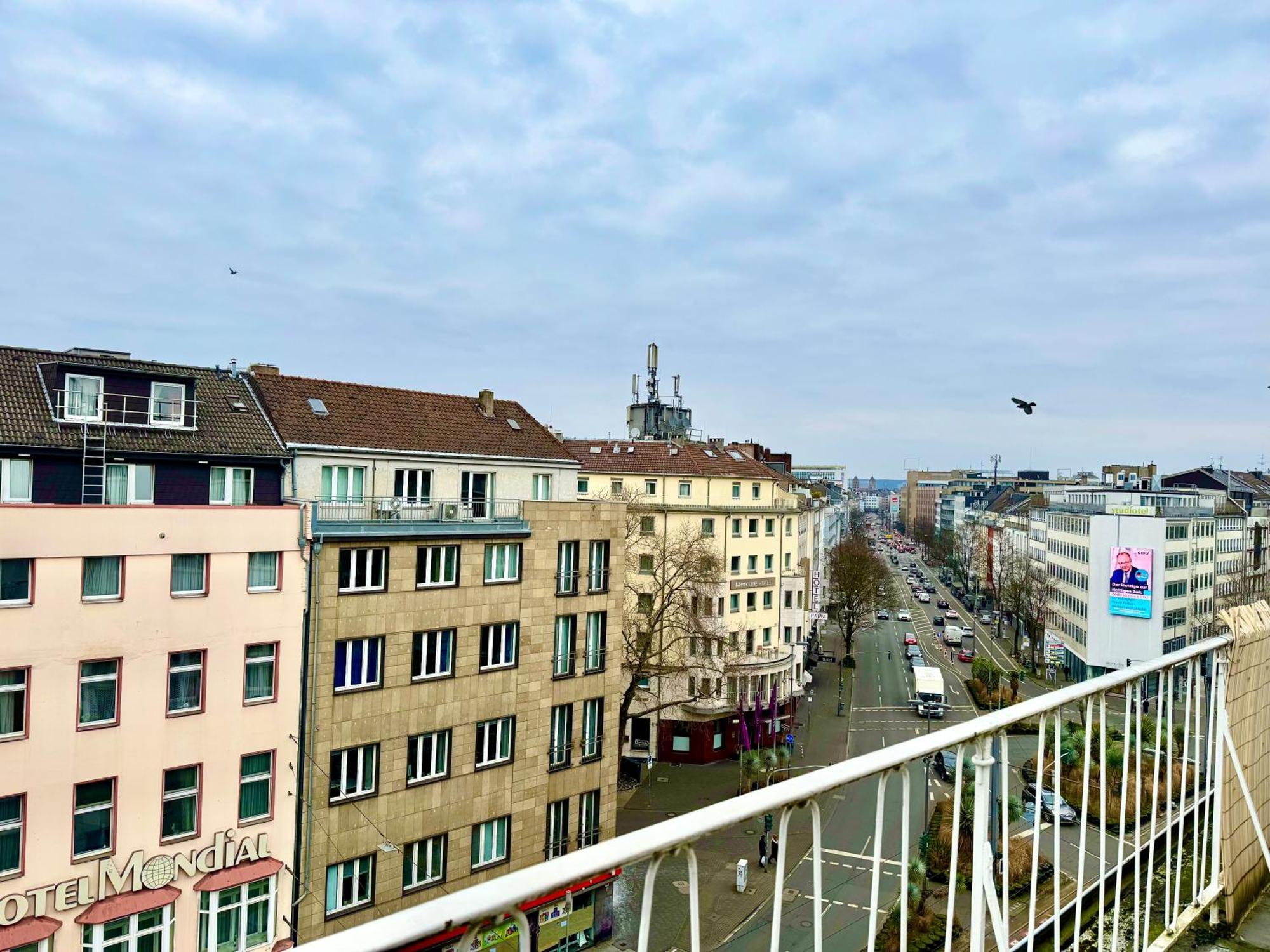 Aparthouse Graf-Adolf Düsseldorf Eksteriør billede